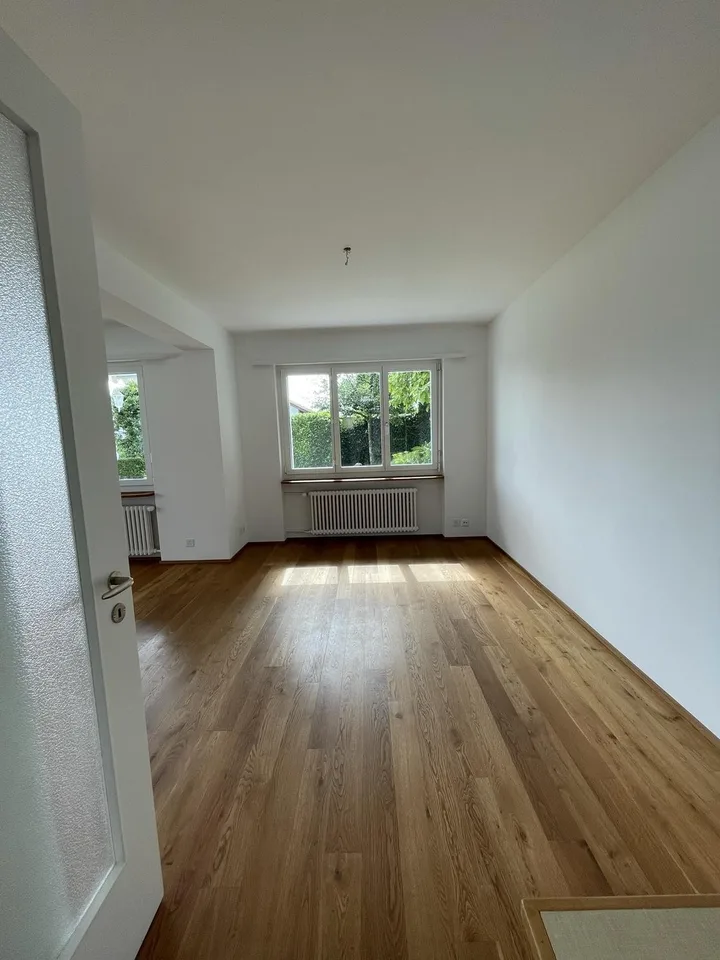 6.5 Zimmer Wohnung mit Seesicht, Garten und Balkon in Kilchberg ZH