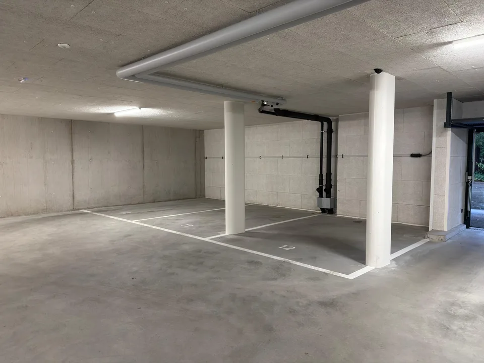 Autoeinstellplätze nahe Bahnhof Kilchberg ZH - per sofort verfügbar