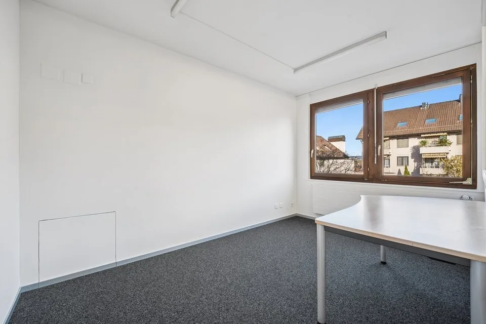 Bahnstr. 18, 8603 Schwerzenbach - CHF 1’230 inkl. NK pro Monat