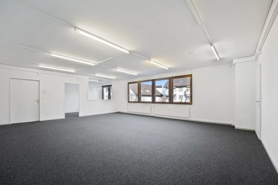 Bahnstr. 18, 8603 Schwerzenbach - CHF 1’230 inkl. NK pro Monat