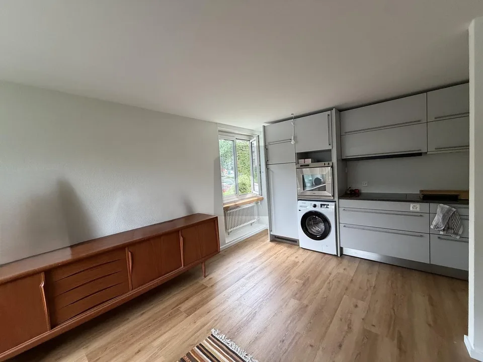 FRISCH SANIERT, PERFEKT FÜR PENDLER