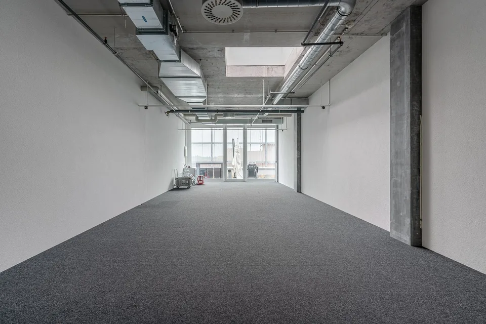 Büro mit eigenem Terrassenzugang