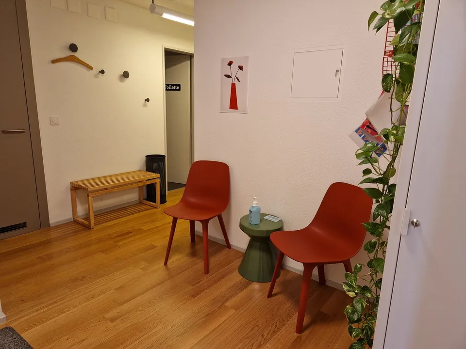 Praxisraum oder Büro befristet an bester Lage: