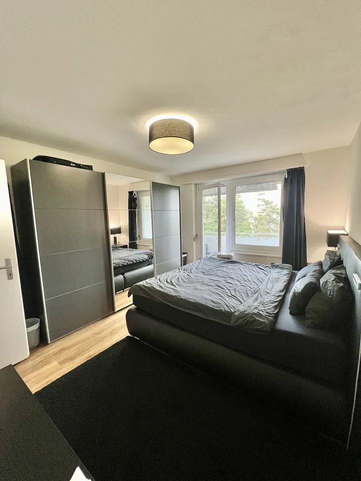 Voll möblierte 2.5-Zimmer-Wohnung in Zürich