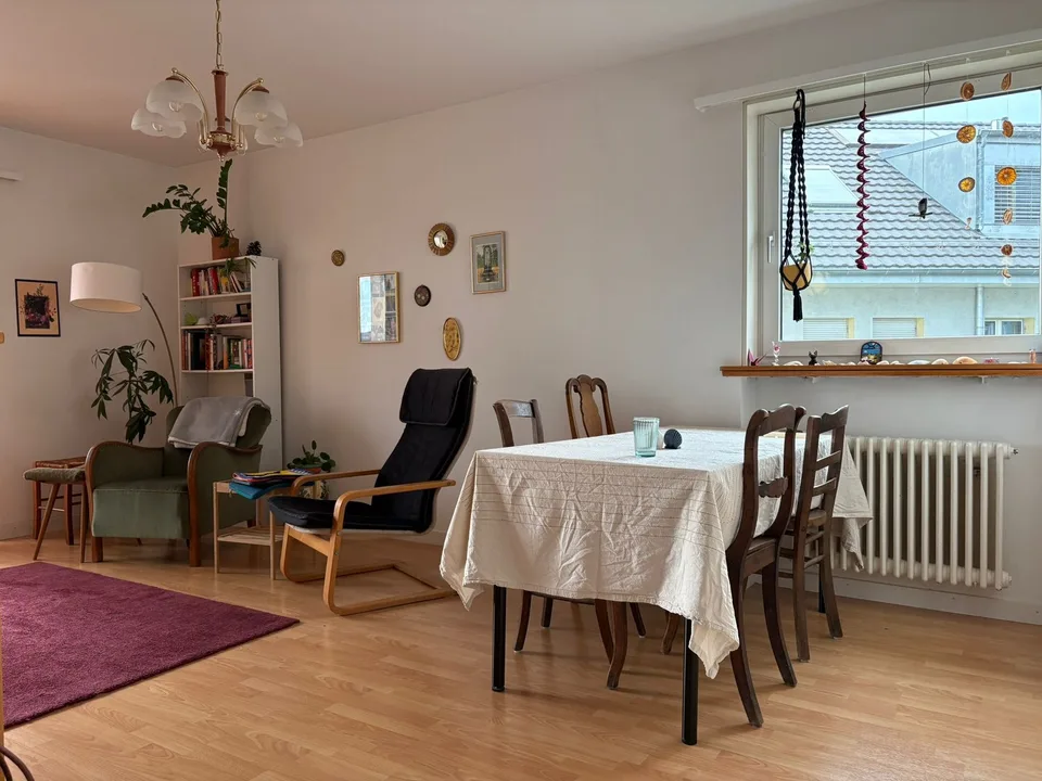 Cozy WG-Zimmer, balcony and shared living room