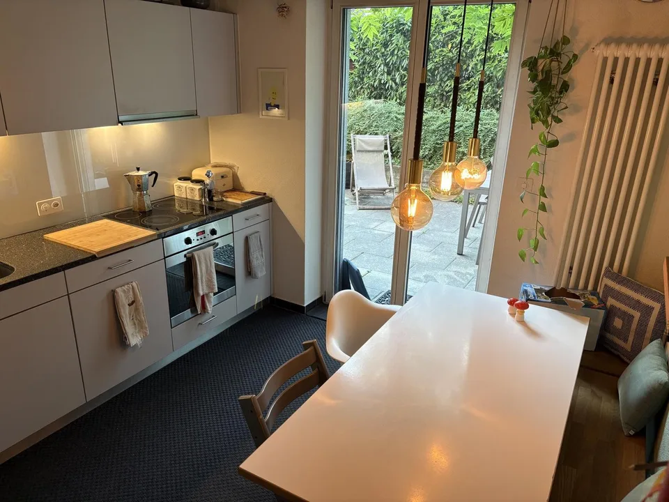 3.5-Zimmer-Gartenwohnung im Kreis 6 | mit Garage | mit Bastelraum | Langfristige Untervermietung zum 17. August