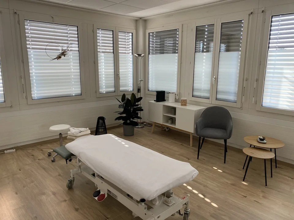 Hertistrasse 25, 8304 Wallisellen - CHF 350 inkl. NK pro Monat