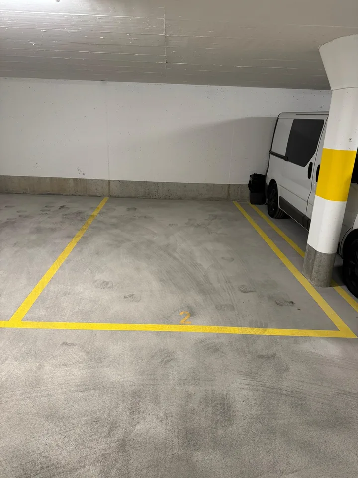 Tiefgaragenparkplatz zu vermieten - Wallisellen