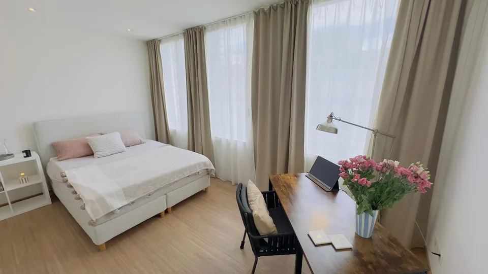 25qm grosses Zimmer - Full service WG