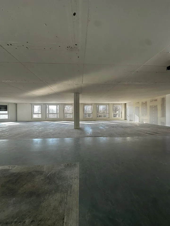 Flexible Gewerbefläche im Industriegebiet von Dietlikon – foto 8 di 10