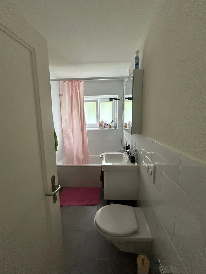 WG Zimmer an ruhiger Lage