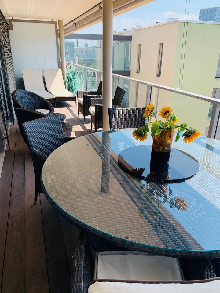 1 BEDROOM + BATHROOM AVAILABLE in WALLISELLEN from 1st Sept 2026