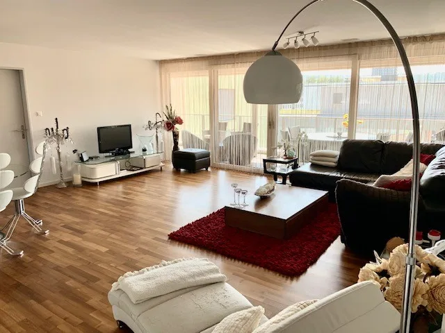 1 BEDROOM + BATHROOM AVAILABLE in WALLISELLEN from 1st Sept 2026
