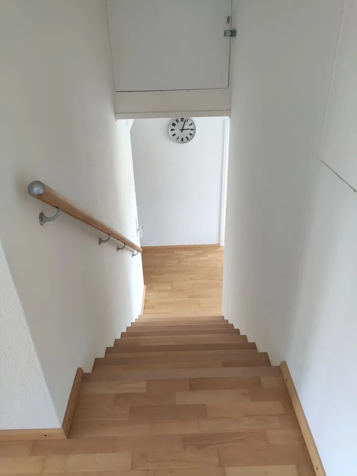 Room in shared furnished two bedroom apartment with stunning view/ WG 3.5 Zimmer vollmöbiliert mit Ausicht