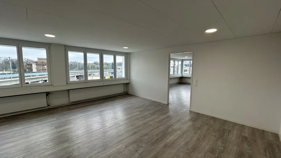 Schöne Büroräume zur vielseitigen Nutzung an Top Lage! – Foto 7 von 8