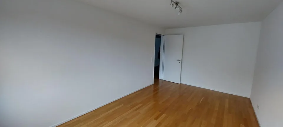 WG Zimmer in Oerlikon für 1 Person