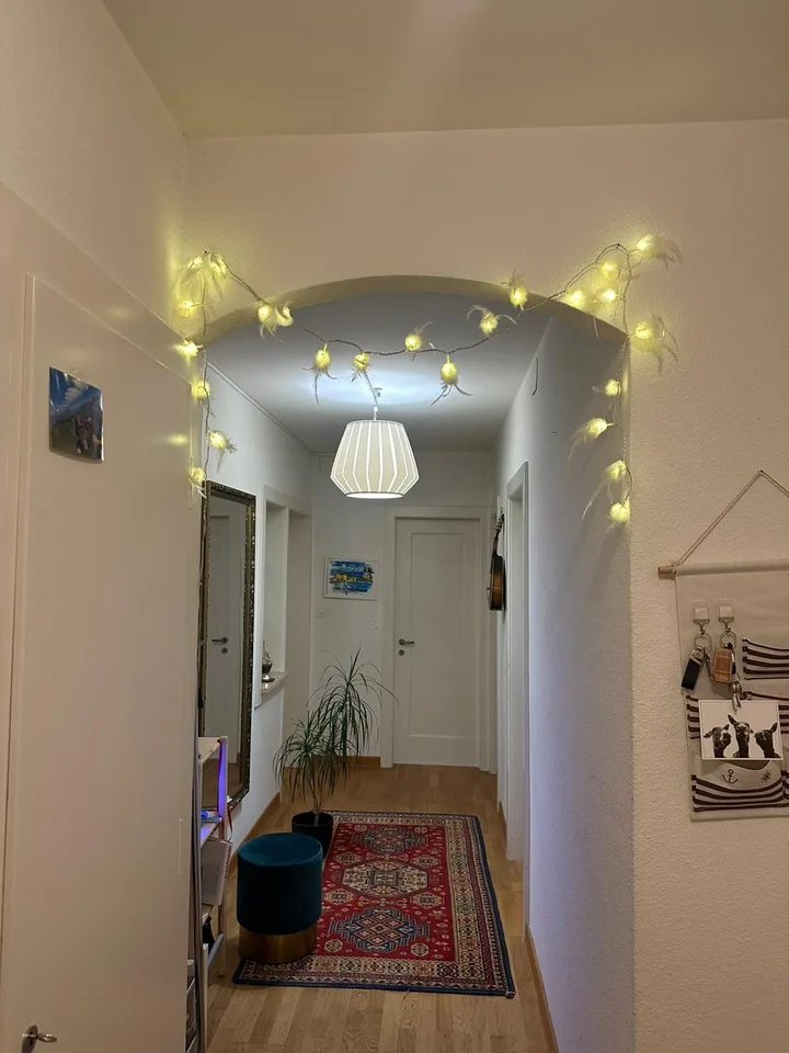 WG-Zimmer in schöner 3-Zimmerwohnung