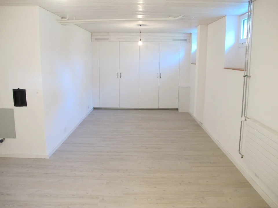Bastelraum / Hobbyraum, Atelier, Lager, Archiv