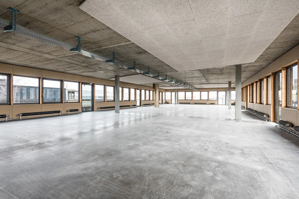 Nähe Autobahn und Bahnhof Oerlikon: 523 m2 Büroraum im Gewerbehaus NOERD