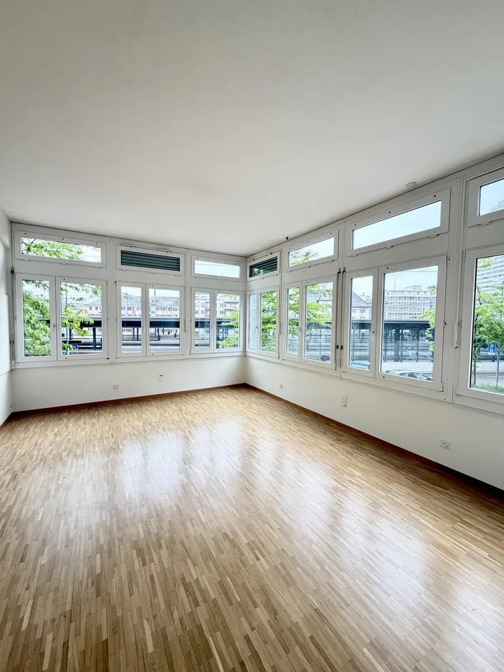 Ihr neues Office direkt beim Bahnhof Oerlikon