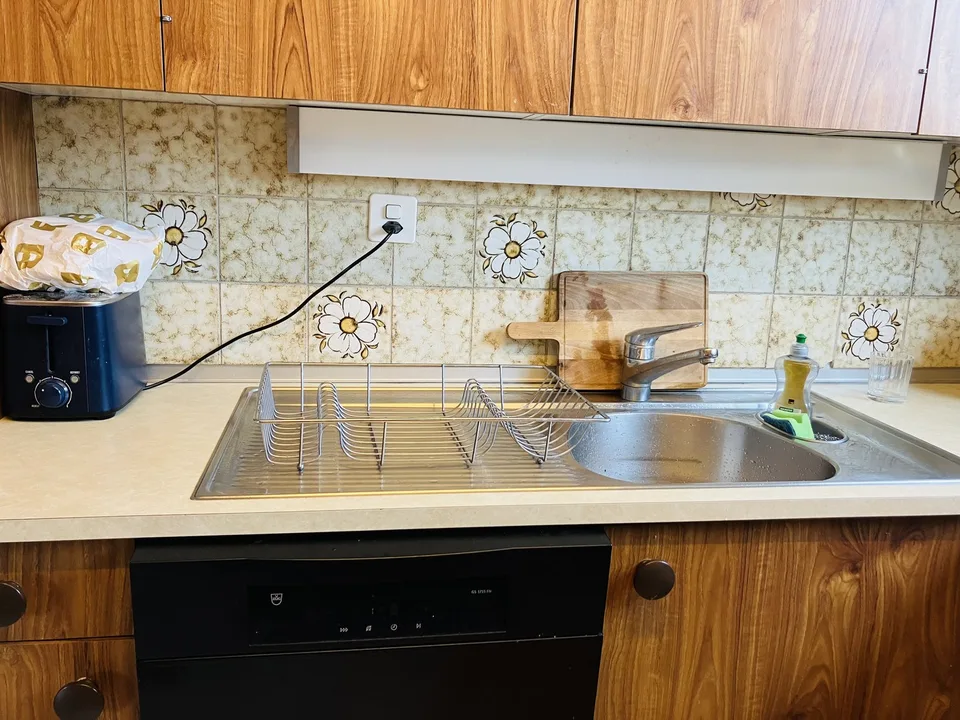 Cozy, furnished flat with big private terrace to sublet for 3-3.5 months (Oct 2026 - Jan 2027) in a nice part part of Oerlikon
