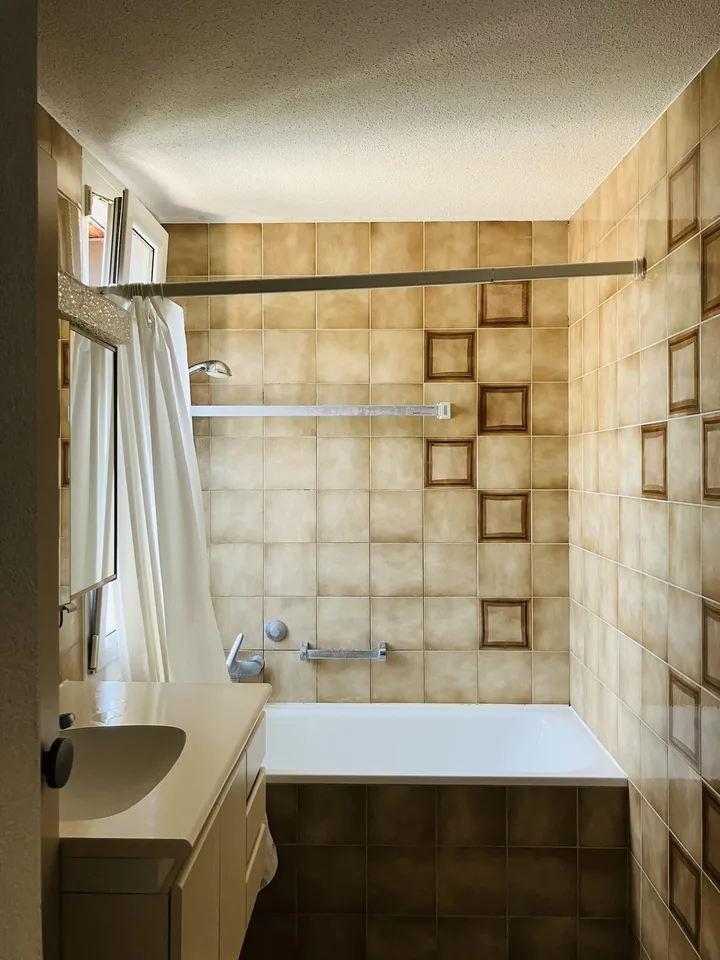 Cozy, furnished flat with big private terrace to sublet for 3-3.5 months (Oct 2026 - Jan 2027) in a nice part part of Oerlikon