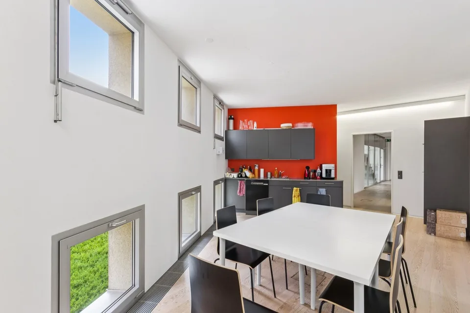 Zentral gelegene Bürofläche in Zürich Oerlikon – foto 15 di 18