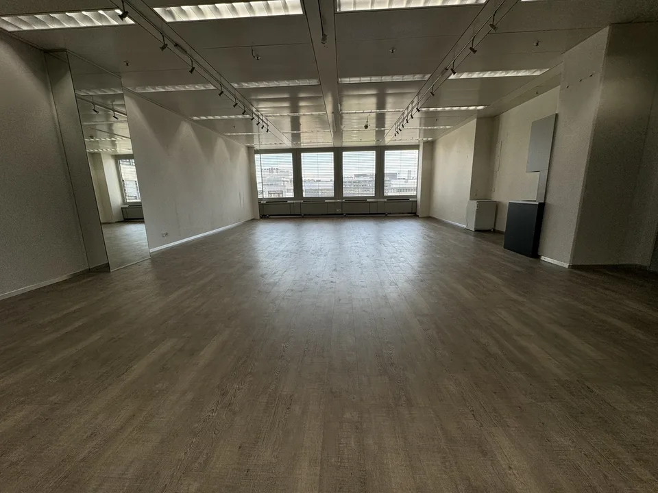 101m² Gewerbefläche in Glattpark (Opfikon) mieten