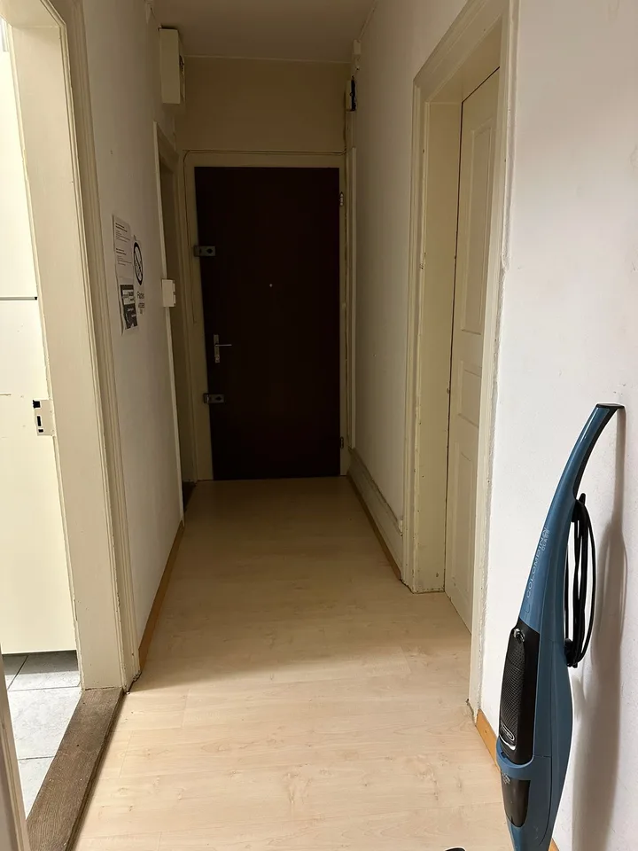 Spacious Room in Zurich Seebach – Sleeps Up to 3 Guests