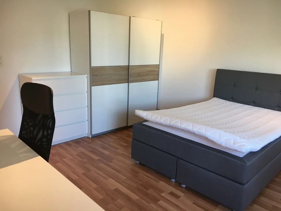 ONLINE BESICHTIGUNG - WG-Zimmer