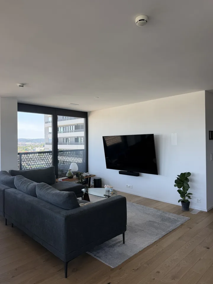 Zimmer frei in entspannter & moderner WG