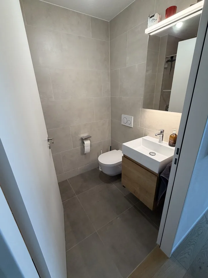 Zimmer frei in entspannter & moderner WG