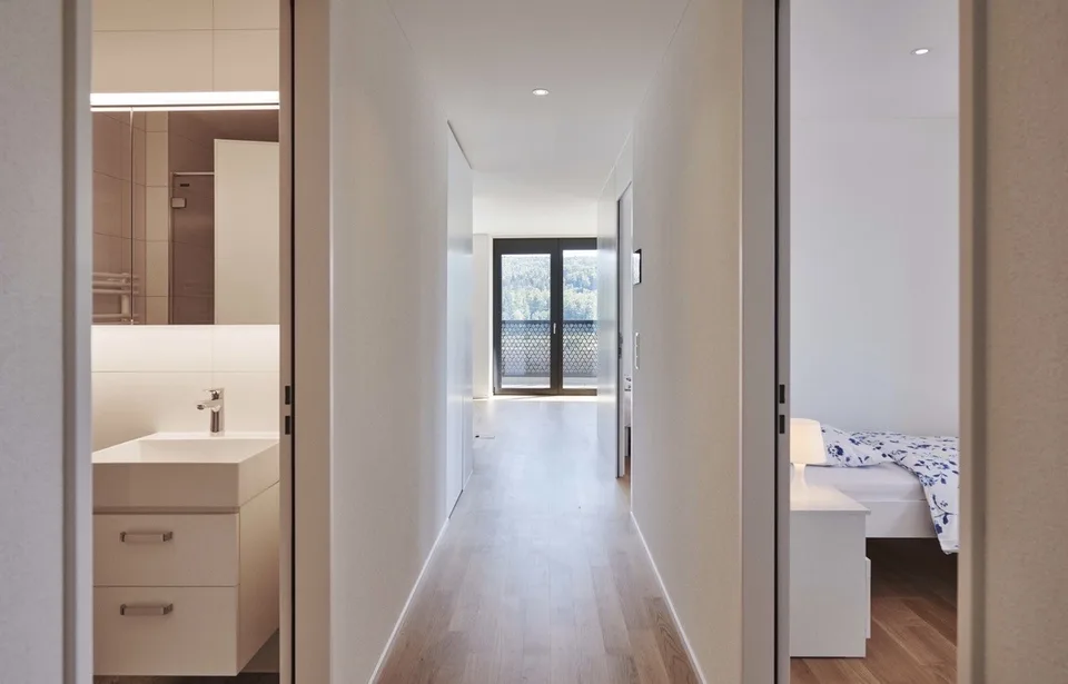 Room in modern shared flat near Stettbach