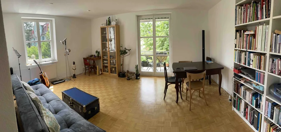 Sunny furnished 3.5-room apartment in idyllic, well-appointed neighborhood