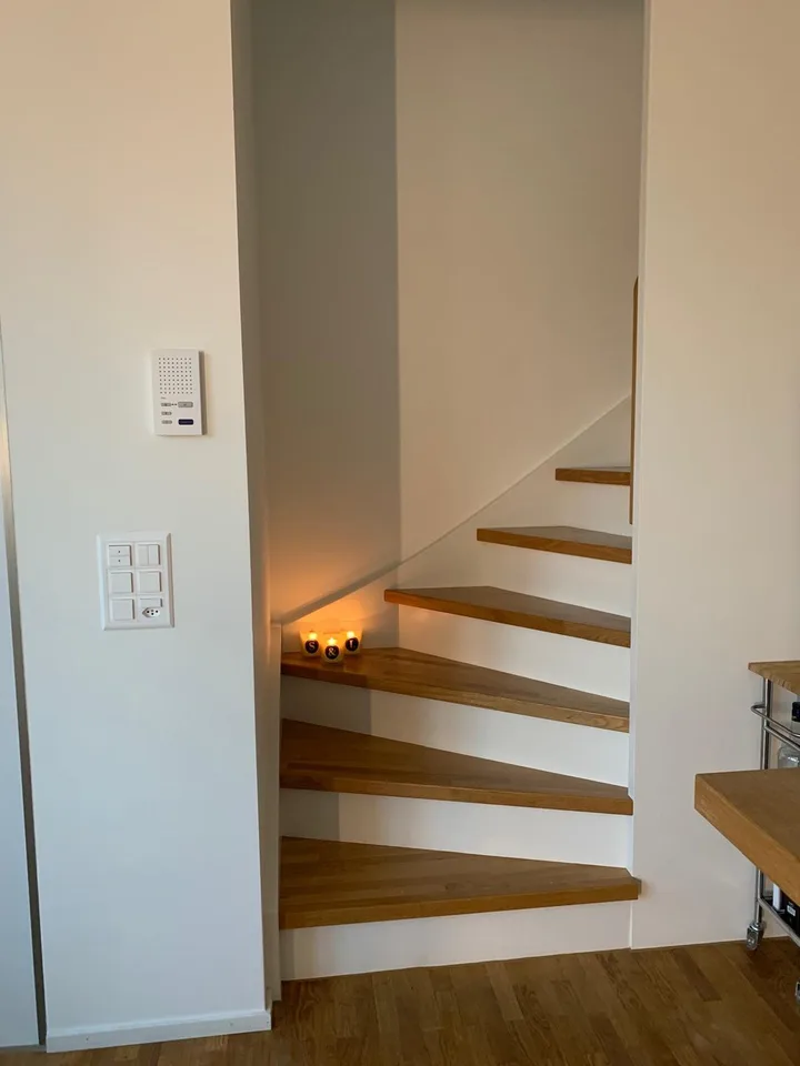 Moderne, voll möblierte Maisonettewohnung an der Bäckeranlage | Modern Fully Furnished Duplex Apartment at Bäckeranlage