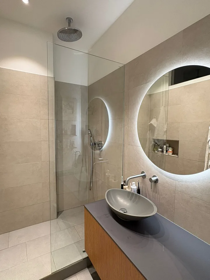 Sunny, recently renovated furnished apartment in Wipkingen — 03.08.–27.09.2026