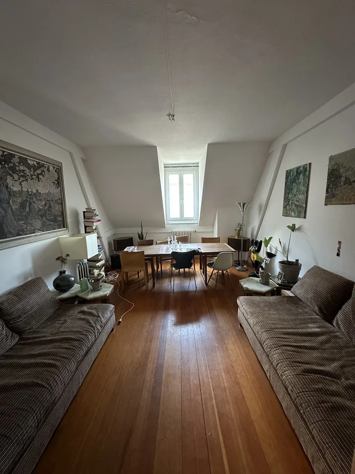 Helles WG-Zimmer in schöner 2er-WG ab sofort zur Zwischenmiete