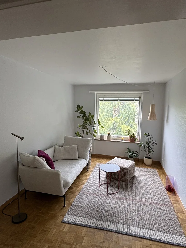 Spacious 78 m² Furnished Apartment with Home Office – Walk to ETH, University & Zurich City Centre