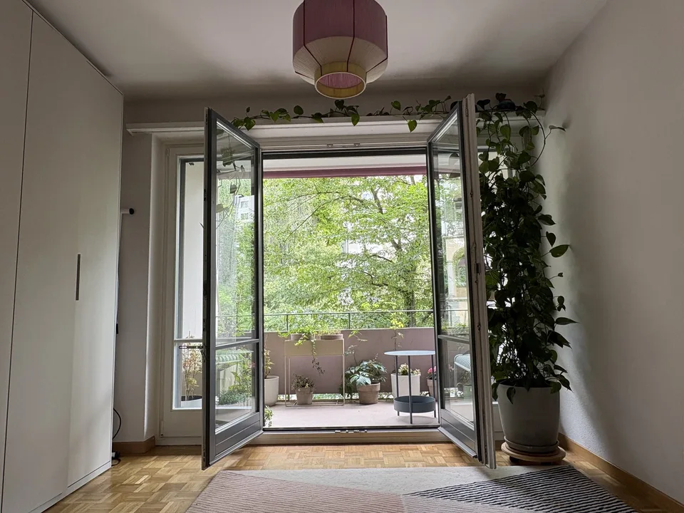 Spacious 78 m² Furnished Apartment with Home Office – Walk to ETH, University & Zurich City Centre