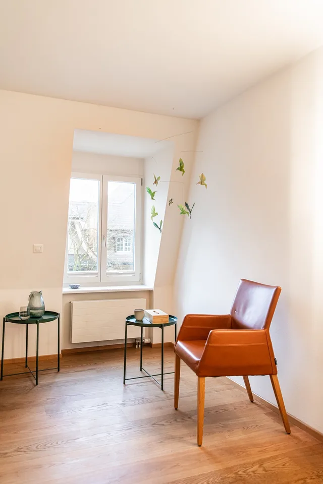 Helles Gewerbe-/Praxislokal zentral in Zürich