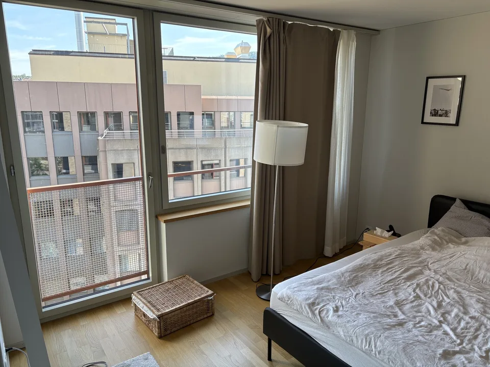Short term apartment sublease near HB