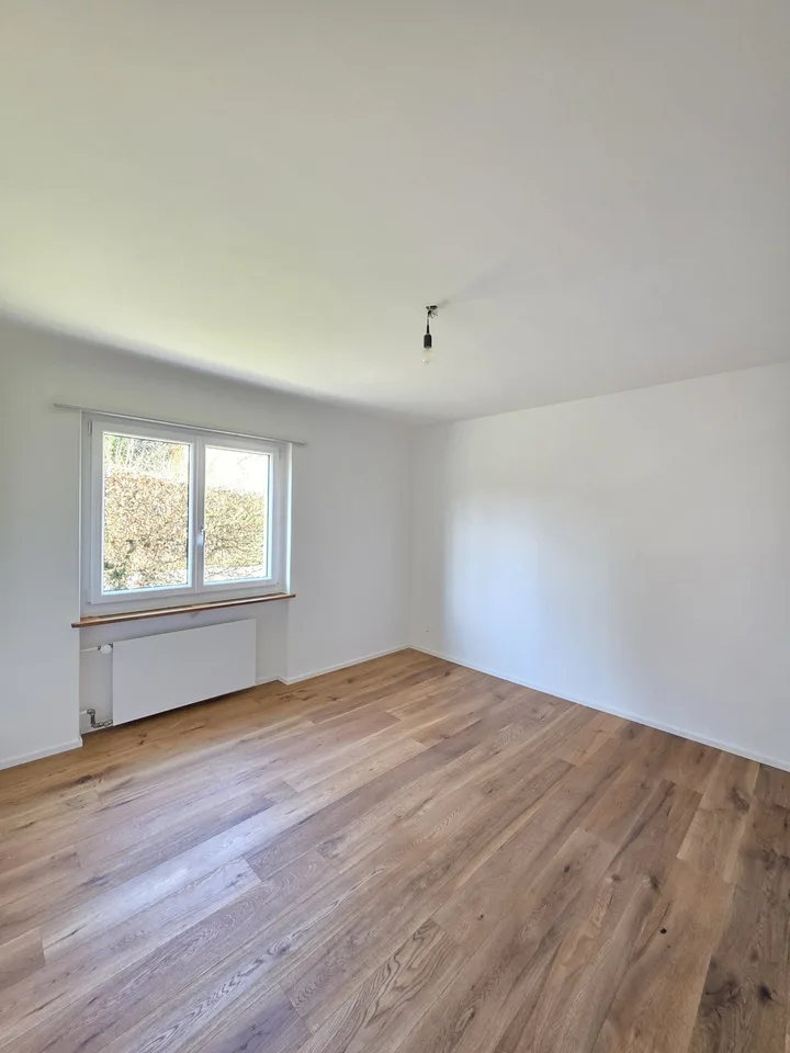 Exklusive 3.5-Zimmer-Gartenwohnung mit Whirlpool – Stilvoll wohnen im Herzen des Kreis 6