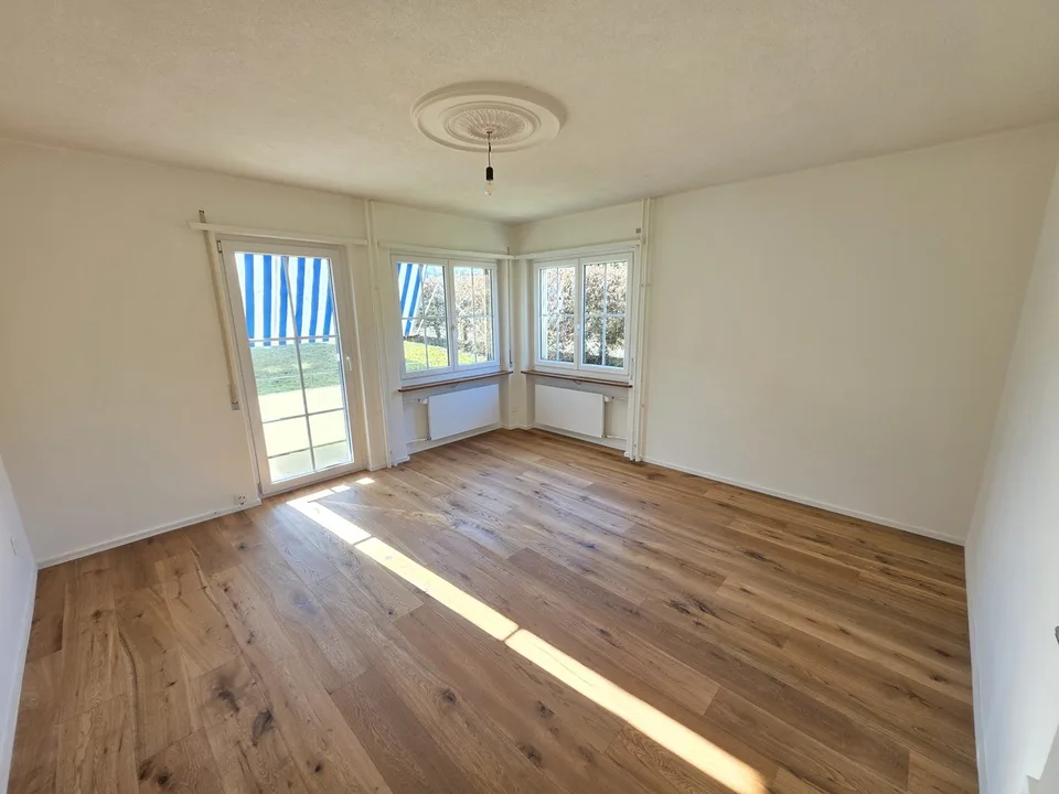 Exklusive 3.5-Zimmer-Gartenwohnung mit Whirlpool – Stilvoll wohnen im Herzen des Kreis 6