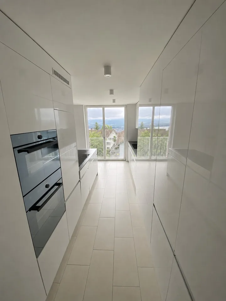 4.5-Zimmer-Wohnung mit Seeblick in Fluntern