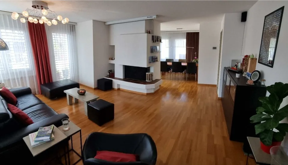 möblierte 3.5-Zimmer-Wohnung in Zürich-Oerlikon befristet (Okt-Mrz) zur Untermiete