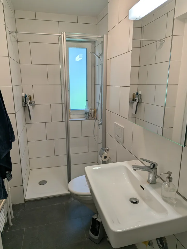 Looking for a flatmate in a two people WG