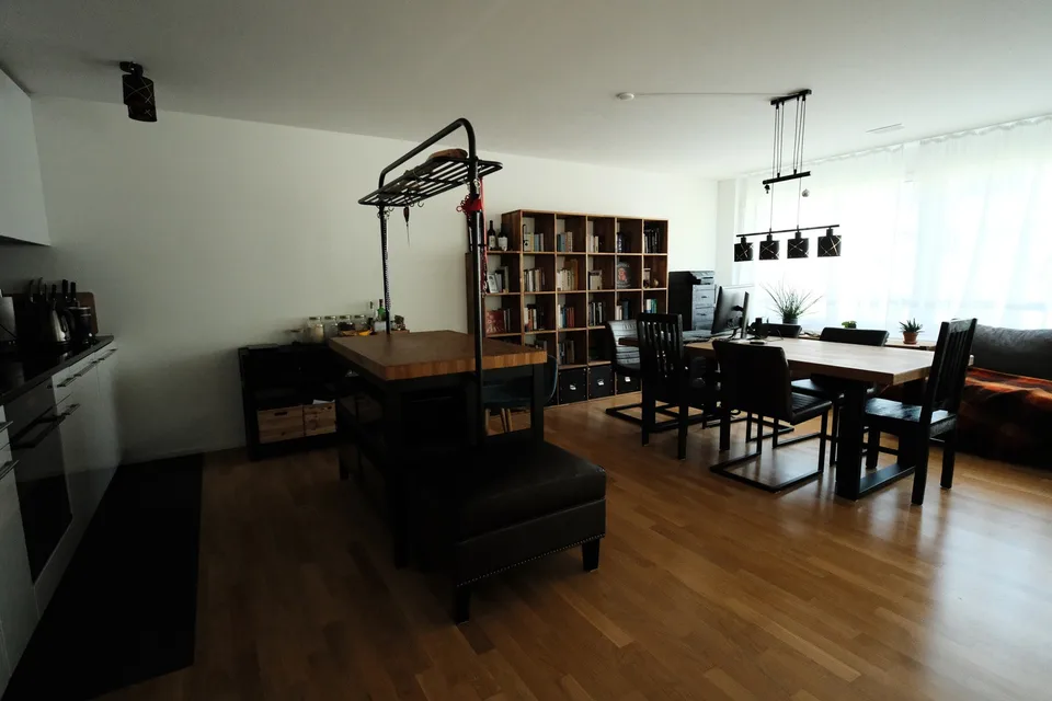 Moderne 2.5-Zimmer-Neubauwohnung in Zürich Oerlikon – ab 01.08. oder nach Vereinbarung verfügbar