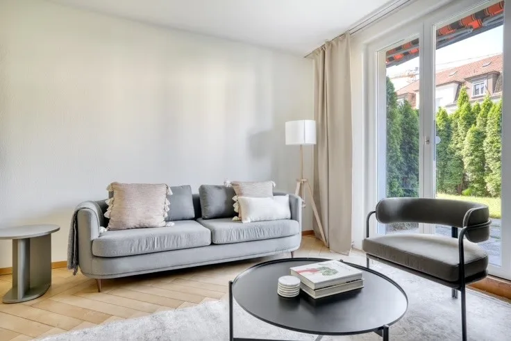 Exklusive Terrassenwohnung mit privatem Garten in Zürich-Wipkingen