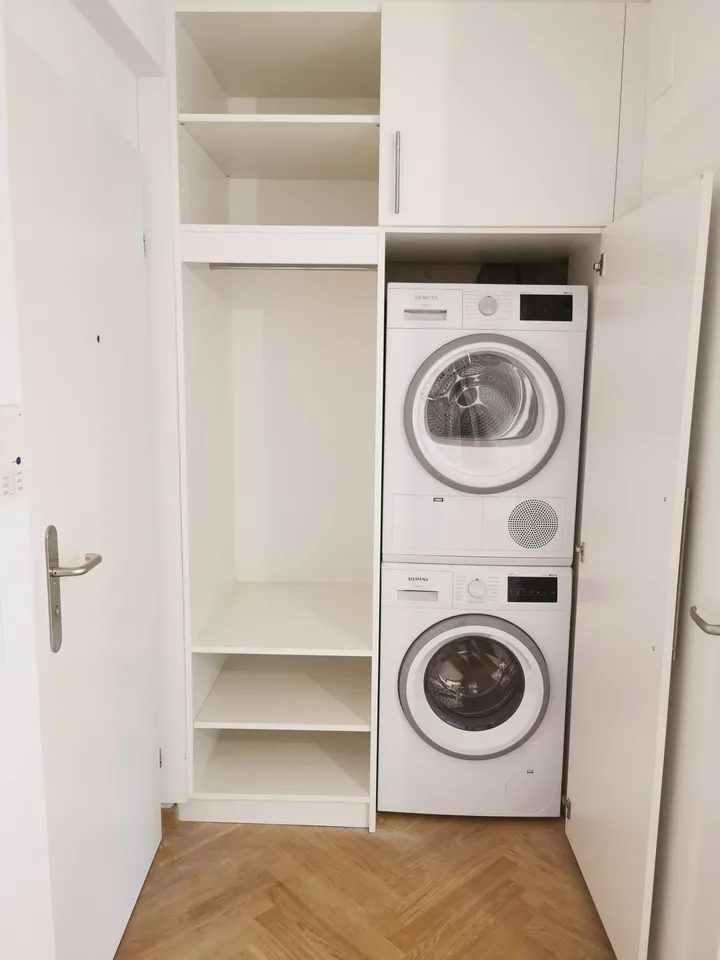 Exklusive 1-Zimmer-Terrassenwohnung mit Privatgarten – Wohnen im Eigentumsstandard in Zürich-Wipkingen