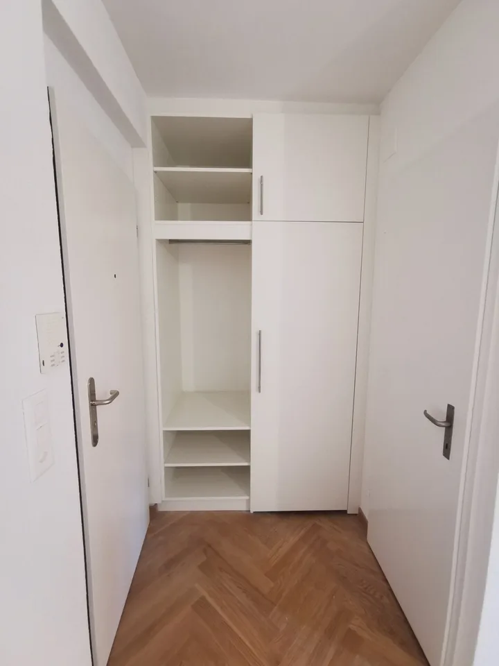 Exklusive 1-Zimmer-Terrassenwohnung mit Privatgarten – Wohnen im Eigentumsstandard in Zürich-Wipkingen